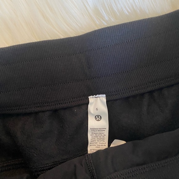 Scuba HR Relaxed Jogger - Picture 3 of 4